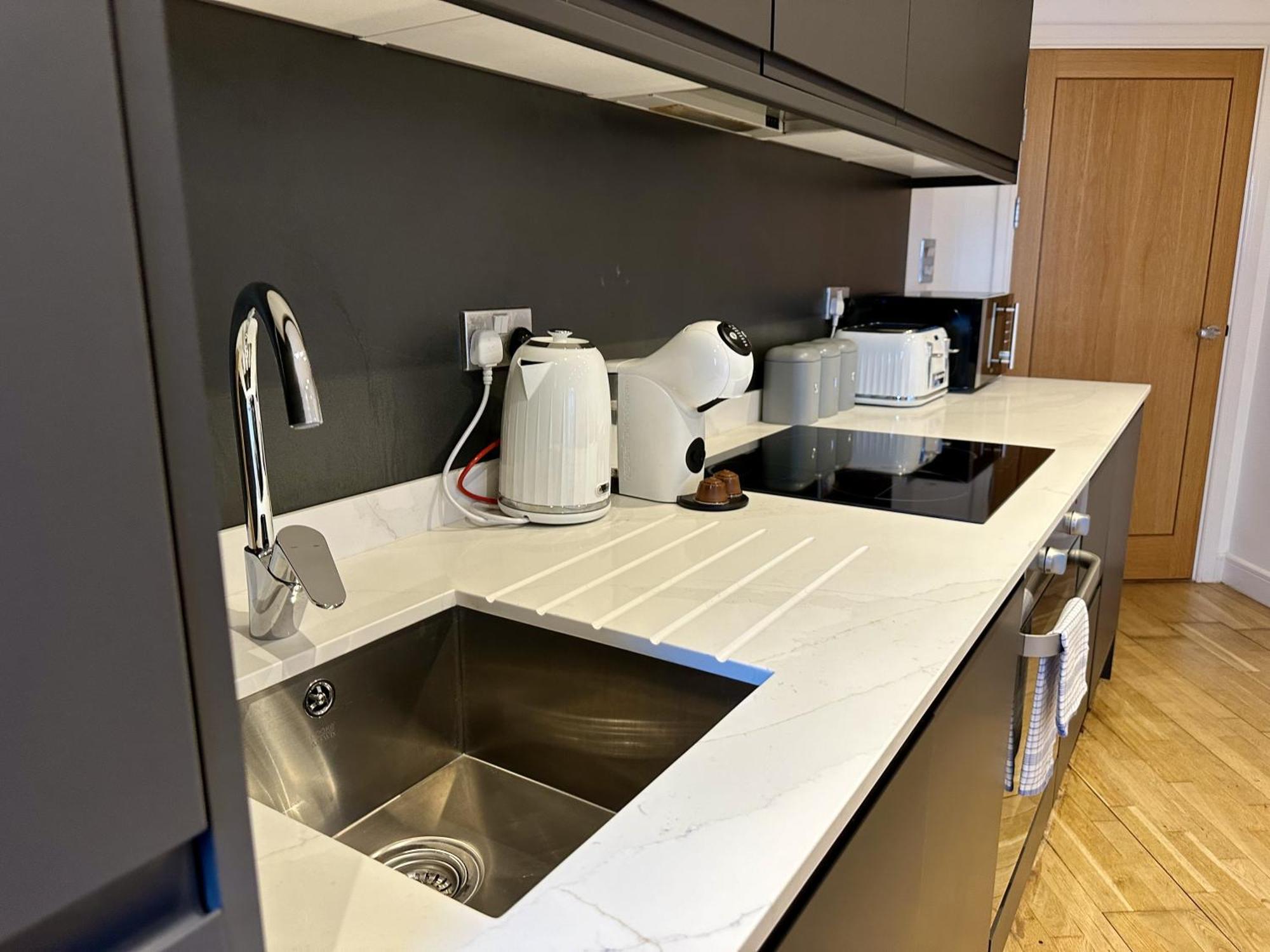 Luxury Cardiff City Centre Apartments Bagian luar foto