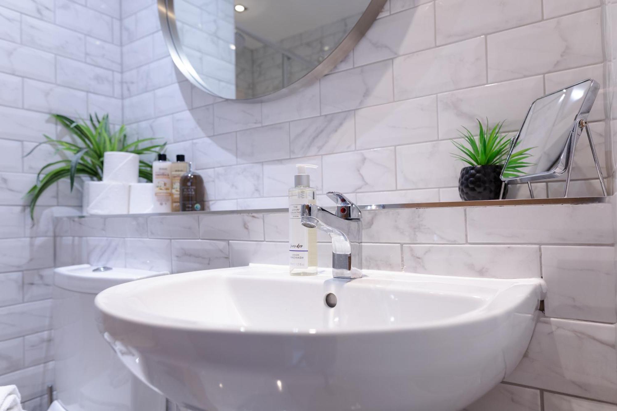 Luxury Cardiff City Centre Apartments Bagian luar foto