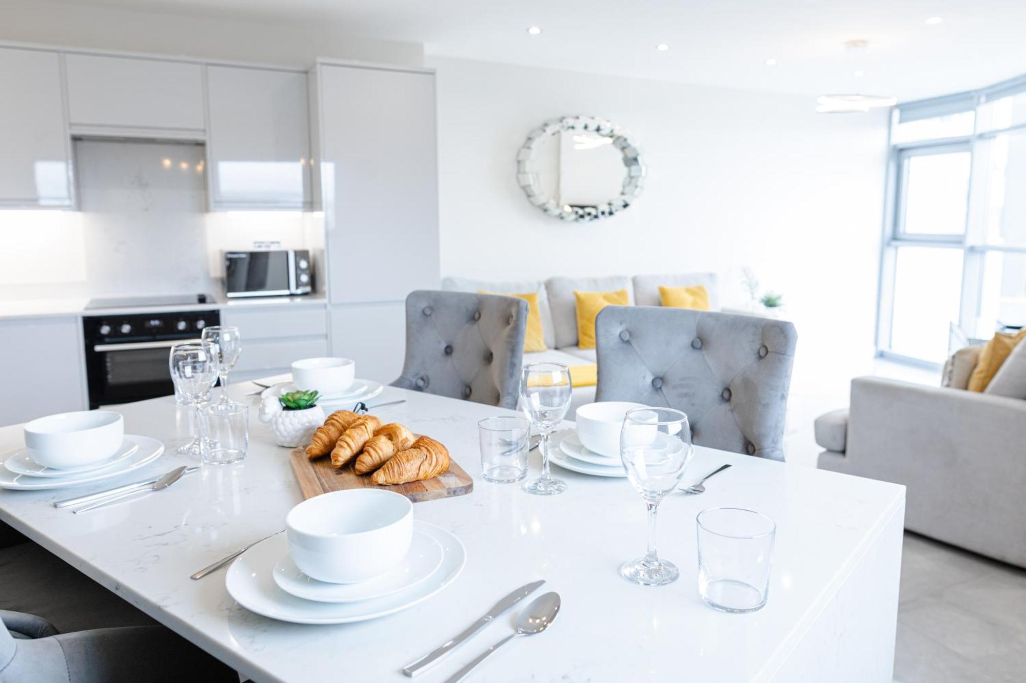 Luxury Cardiff City Centre Apartments Bagian luar foto
